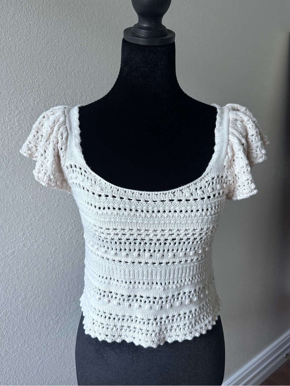 Sincerely Jules White Crochet Knit Scoop Neck Crop Top